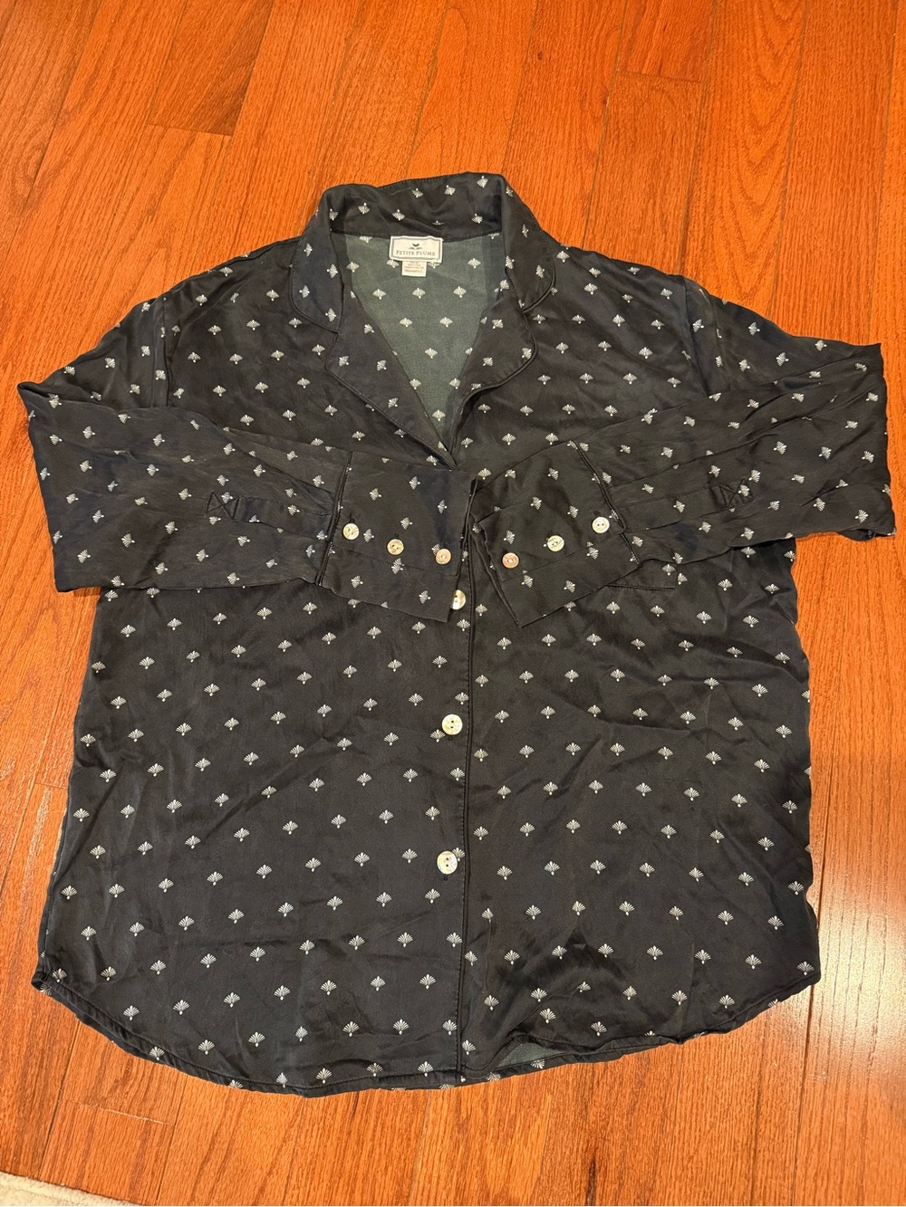 Petite Plume silk pajama top